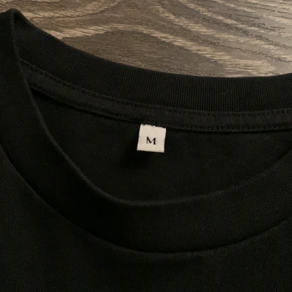 Unknown brand. Size Medium. Cotton material. - Picture 2 of 3